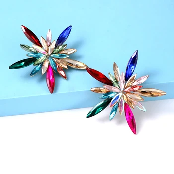 2022 Novo Design Vermelho da Flor de Cristal Personalidade Brincos de Luxo de Alta Qualidade Acessórios de Festa para as Mulheres, Jóias por Atacado